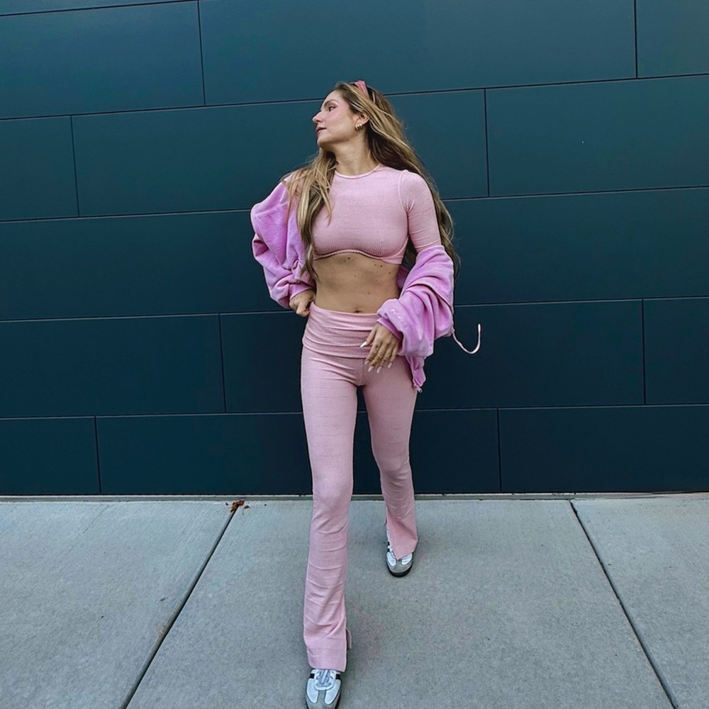 Pink Ribbed Savage x Fenty set